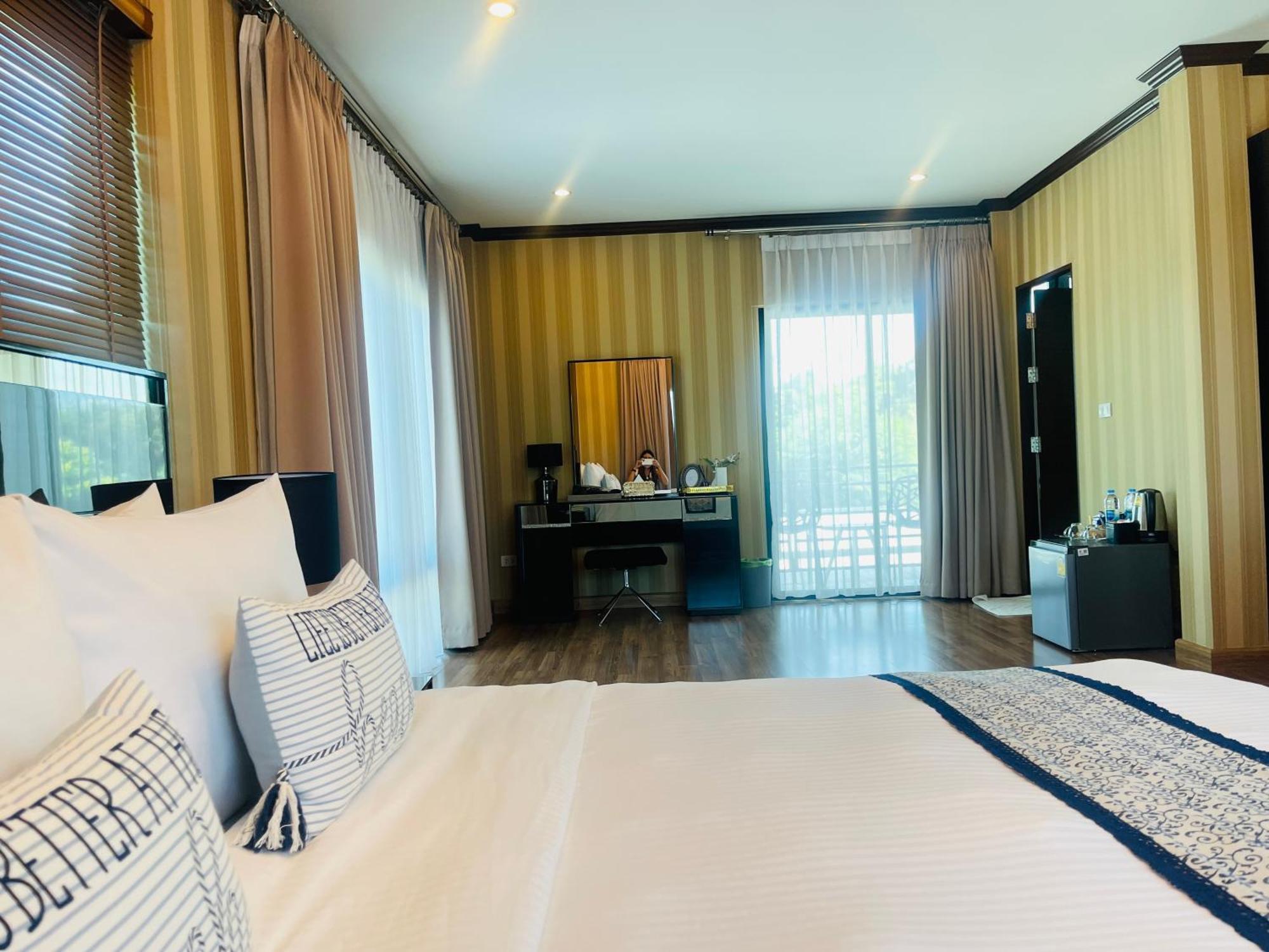 Romlaphass Boutique Villa Kalasin Exterior foto